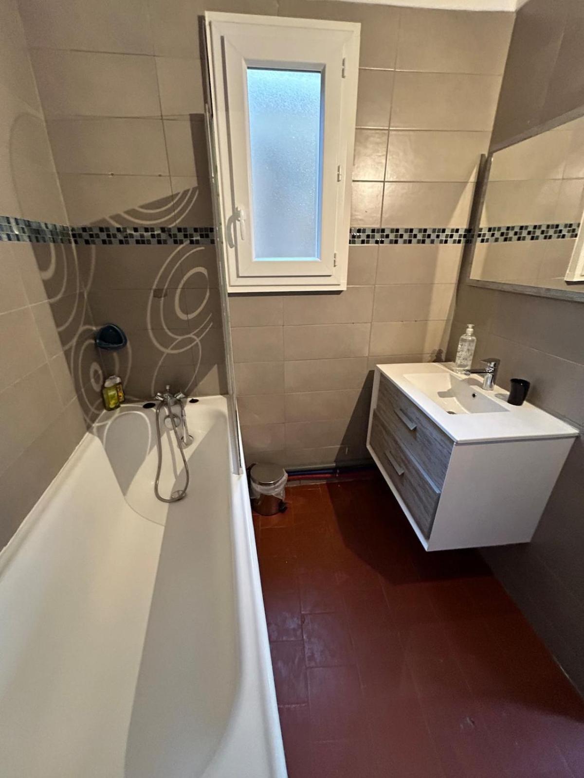 Grand T5 appartement de 100M2 Béziers Extérieur photo